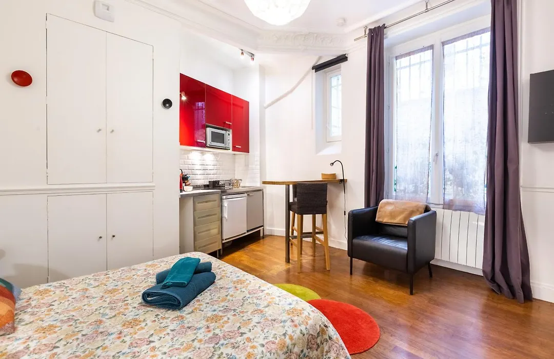 Studio Saint Sulpice-1